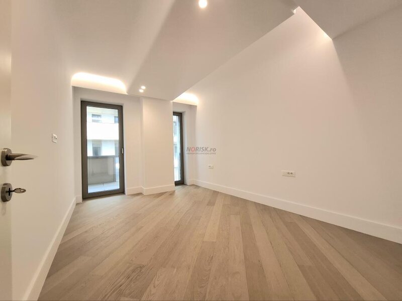 Erou Iancu Nicolae, Cortina 126, 3 camere, 94 mp, terasa 27 mp,